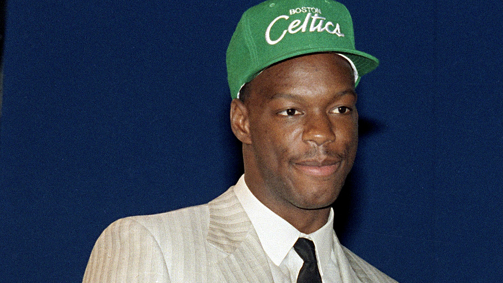 len-bias_wide-23c2ceede3424c8c647f38ca92558c8fc31cfcbb